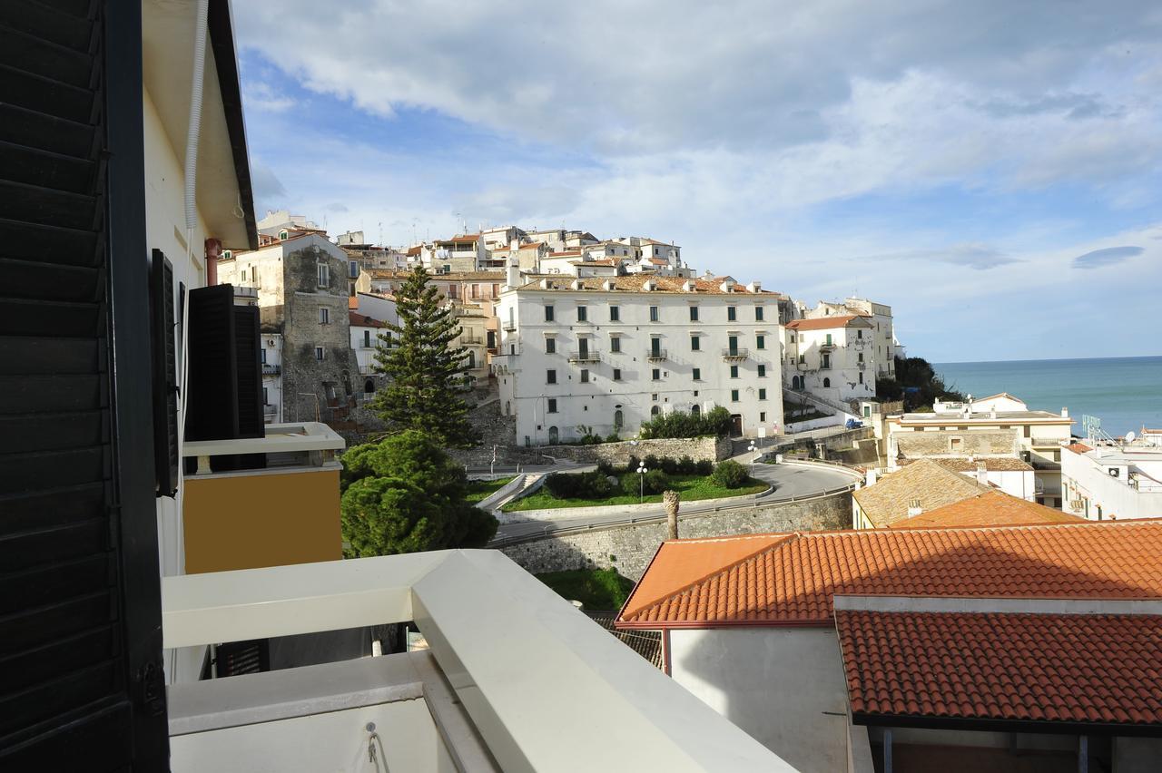 Hotel Borgo Marina Rodi Garganico Exteriör bild